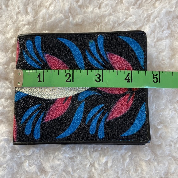FINDIG Stingray Skin Wallet, NWOT - Picture 10 of 11